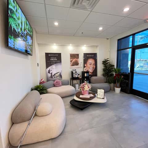 Camellia Scalp and Skin Lounge – photo 4