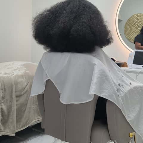 Yaru Curls | Curly Head Spa – photo 3