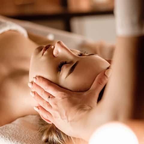 7 Heaven Wellness, head spa in West Hollywood, CA