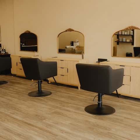 Nova Salon + Head Spa – photo 2