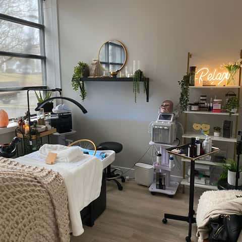 Head Spa at Crystal Beauty Aesthetics – photo 2