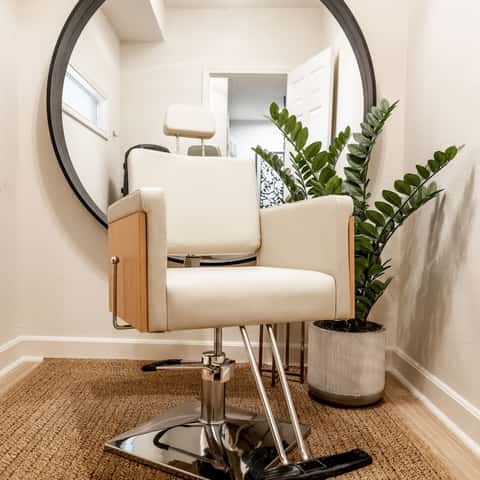 The Root and Scalp Spa – photo 4
