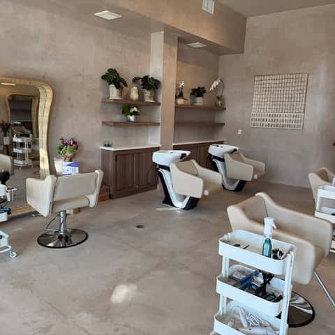 Scalp Sanctuary – photo 2