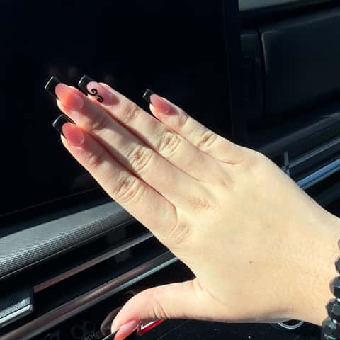 Glos + Glow Head Spa and Nails – photo 4