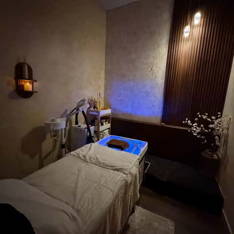 Glos + Glow Head Spa and Nails – photo 2