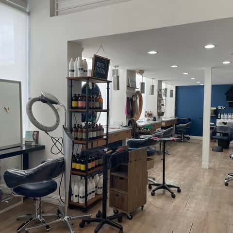 Blow Me Away organic salon & head spa – photo 4