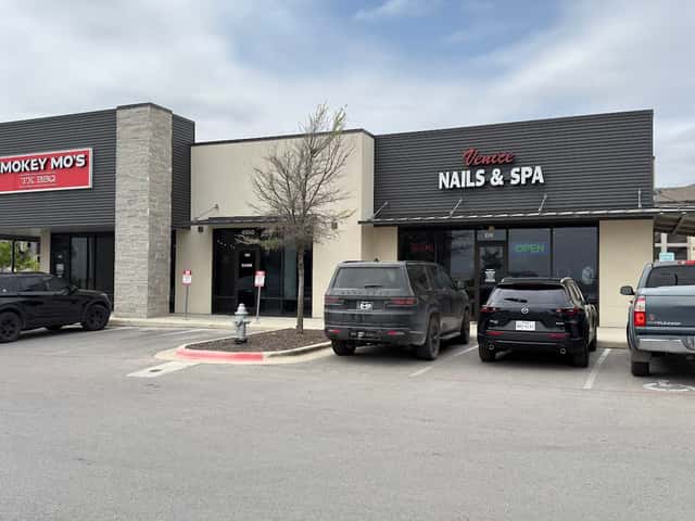 Venice Nails & Head Spa, head spa in Kyle, TX