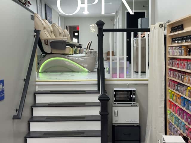 Aura Nail & Head Spa, head spa in Philadelphia, PA