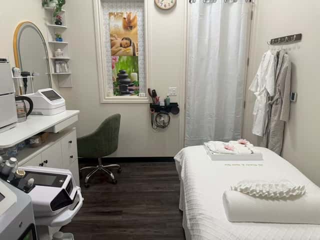 Iris Beauty & Head Spa, head spa in Redmond, WA